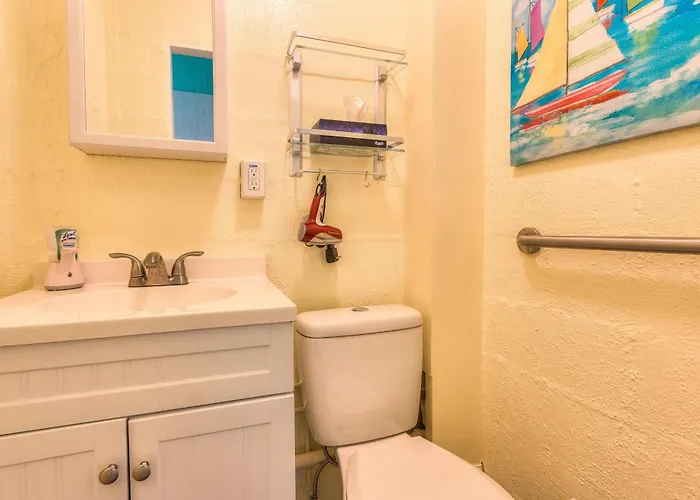 Sunny Escape - A Monthly Clearwater Beach