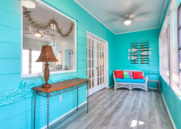 Sunny Escape - A Monthly Clearwater Beach