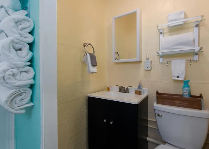 Sunny Escape - A Monthly Clearwater Beach