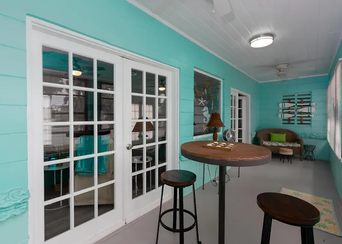 Sunny Escape - A Monthly Holiday home Clearwater Beach